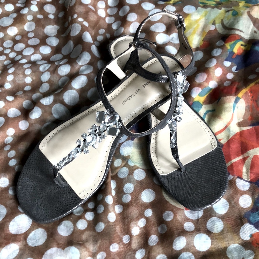 Adrienne Vittadini jeweled sandals size 8 1/2